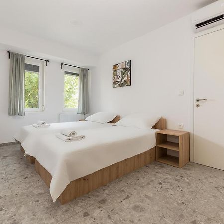 B&B Alba อายดอฟช์ชีนา ภายนอก รูปภาพ