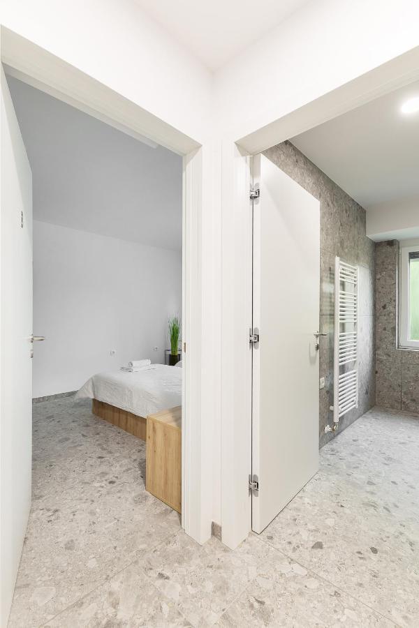 B&B Alba อายดอฟช์ชีนา ภายนอก รูปภาพ